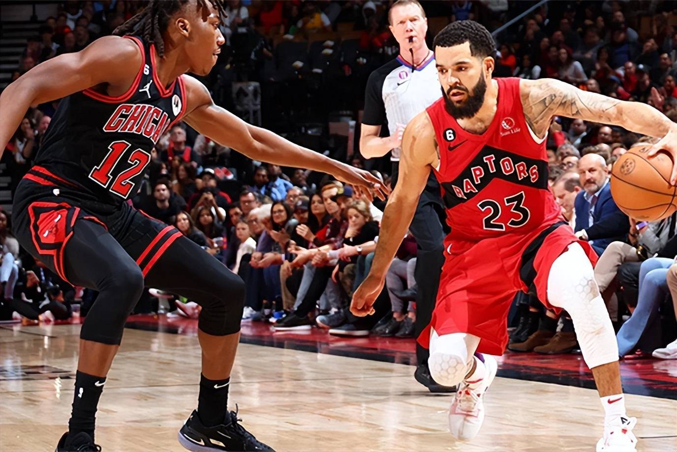 猛龙击败公牛，状态正佳