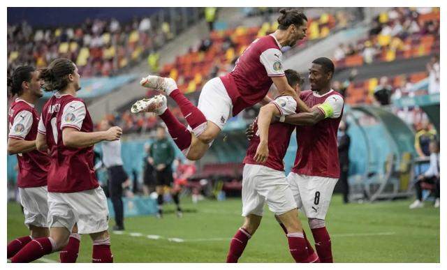 奥地利战胜乌克兰，晋级16强